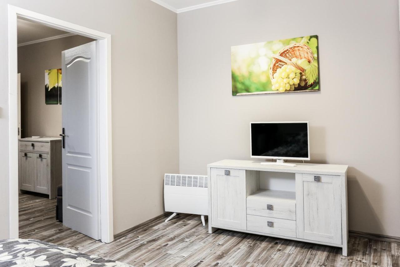 Gardi Apartman Szekszárd 外观 照片