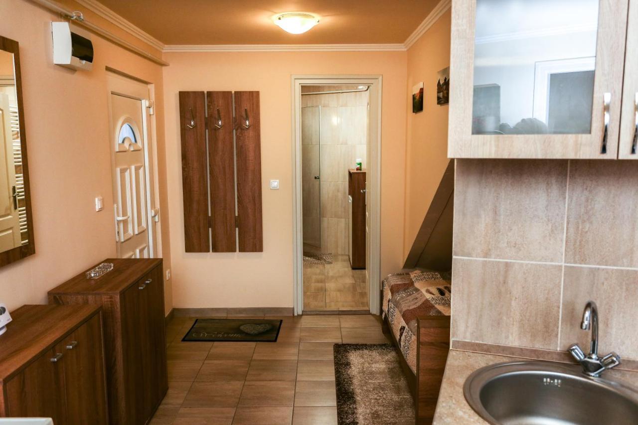 Gardi Apartman Szekszárd 外观 照片