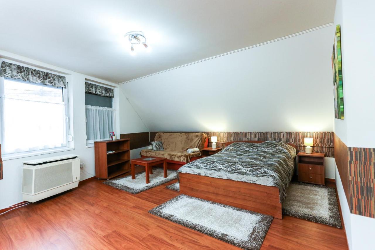 Gardi Apartman Szekszárd 外观 照片
