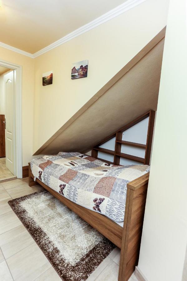 Gardi Apartman Szekszárd 外观 照片